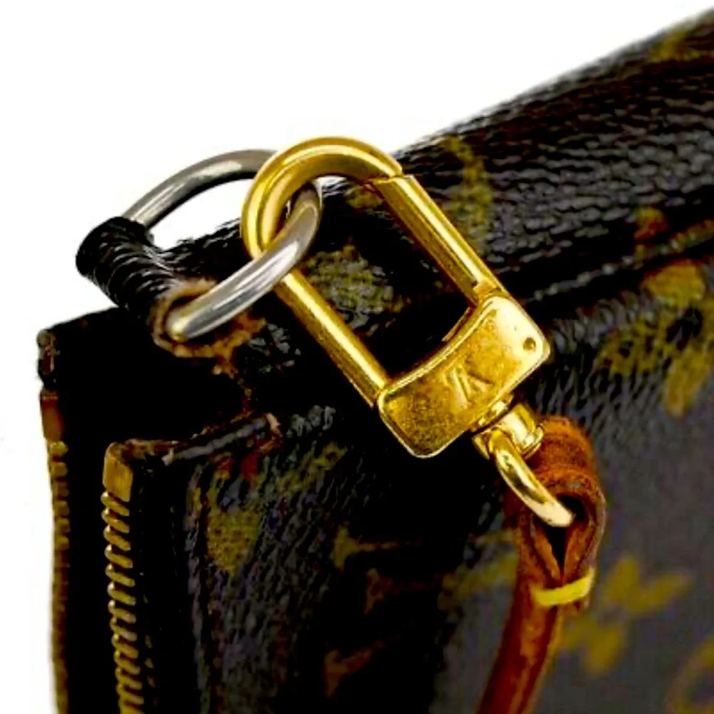 💯Authentic LV Clutch - Picture 10 of 12